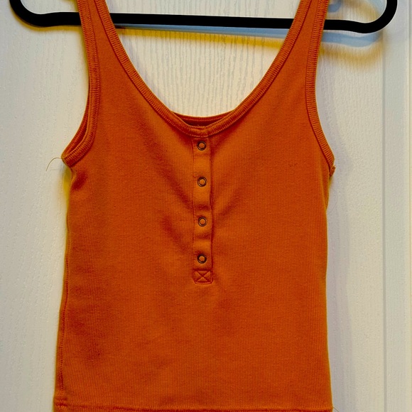 Abercrombie and finch yellow tank top with buttons and tiny straps XXS - Picture 6 of 8